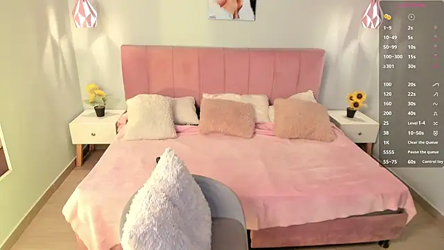 tiffani  love online show from 03.14.25