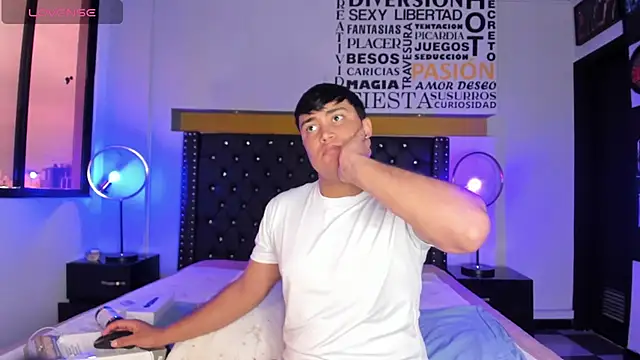 Angel Brown1  online show from 12.14.24