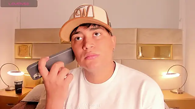 Angel Brown1  online show from 12.30.24