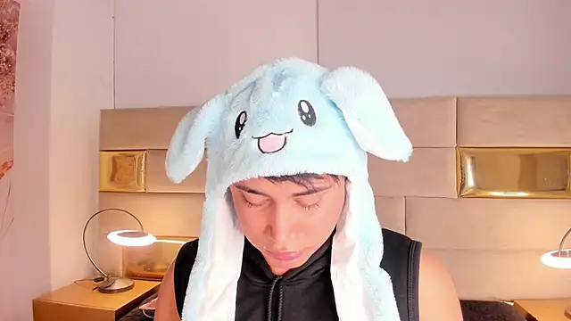 Angel Brown1  online show from 01.06.25