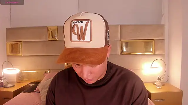 Angel Brown1  online show from 01.10.25