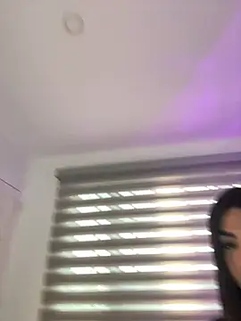 babybriexxx online show from 12.18.24