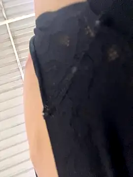 lulu kis online show from 12.02.25