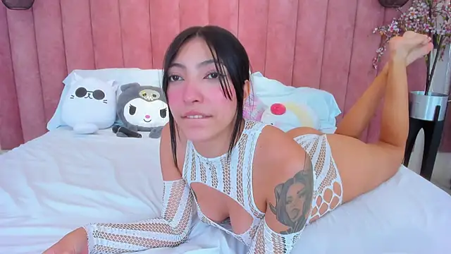 MarianaBranzz online show from 01.21.25