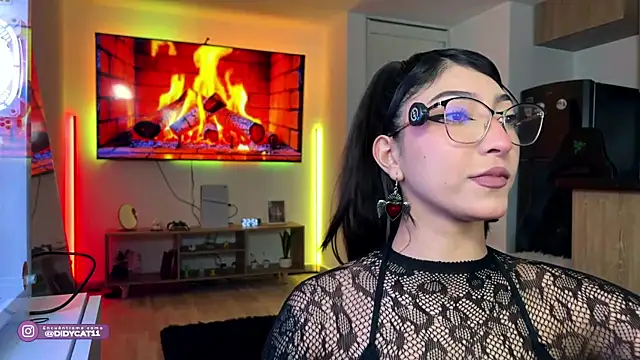 MarianaBranzz online show from 05.23.26