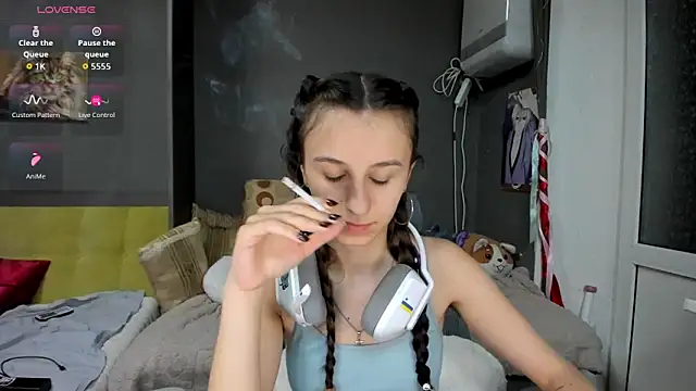  Nika Kik online show from 03.19.26