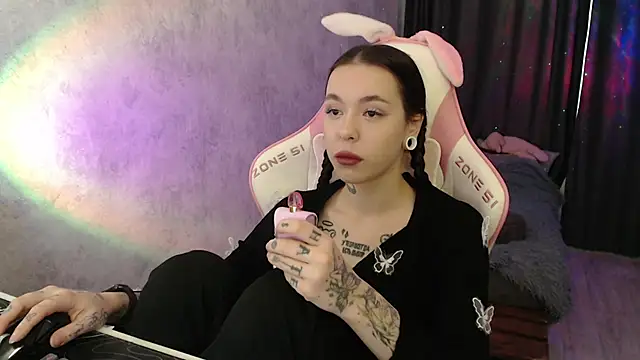 naughty dakota online show from 02.02.26