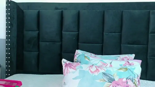 kinkyhousewifee online show from 03.15.26