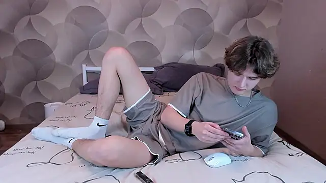 Ian Flor online show from 02.24.26