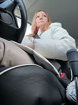 LavenderHot online show from 02.25.26