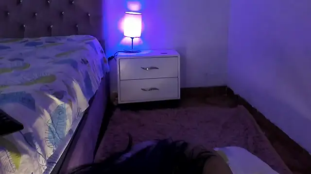 Latinabombsheell online show from 02.25.25