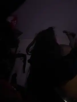 Snapshot of Gin4Cole chatting on 03.18.25 Gin4Cole online show from 03.18.25