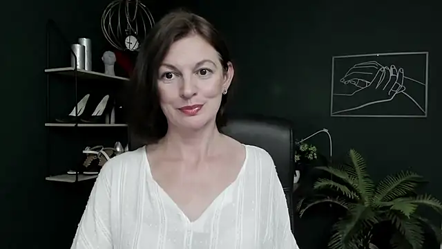 VivianWILD online show from 07.28.26