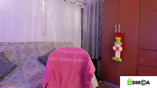 loreth J online show from 12.19.25