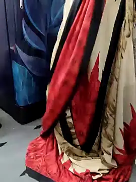 Januhot18 online show from 12.18.24