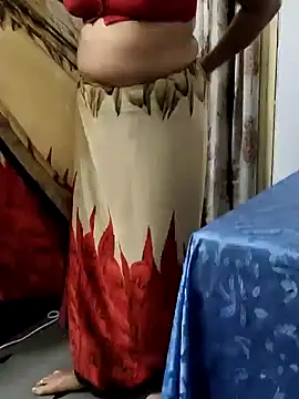 Januhot18 online show from 12.18.24