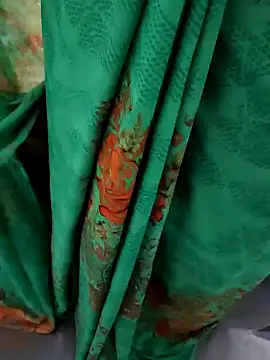 Januhot18 online show from 12.20.24