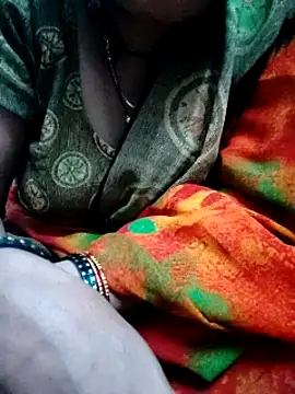 Januhot18 online show from 12.29.24