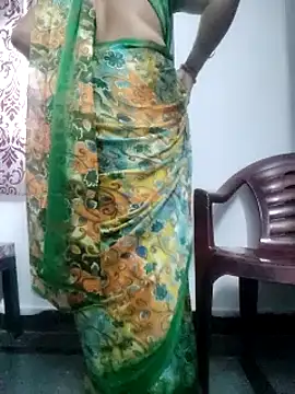 Januhot18 online show from 02.20.25