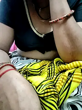 Januhot18 online show from 02.23.25