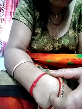 Januhot18 online show from 02.24.25