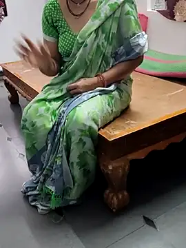 Januhot18 online show from 02.27.25