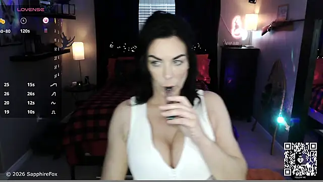 Snapshot of Sapphirefoxcanada chatting on 07.23.26 Sapphirefoxcanada online show from 07.23.26