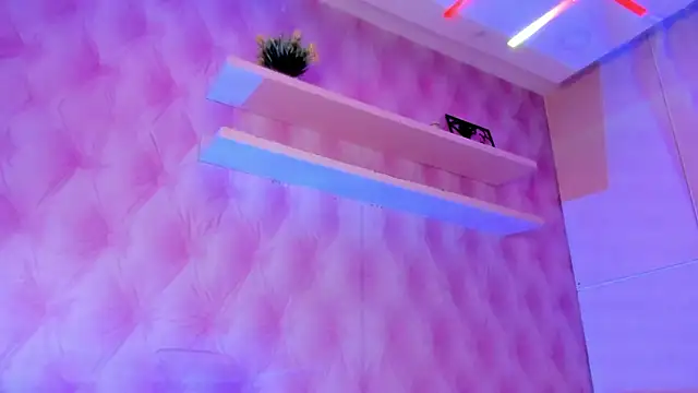 Hilary-banks online show from 03.22.25