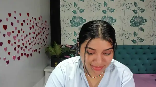 Snapshot of LindaBreeS chatting on 02.09.25 LindaBreeS online show from 02.09.25