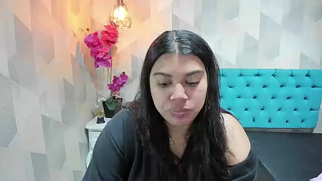 Snapshot of LindaBreeS chatting on 03.14.26 LindaBreeS online show from 03.14.26