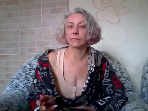 Lorie Carrie online show from 06.15.26