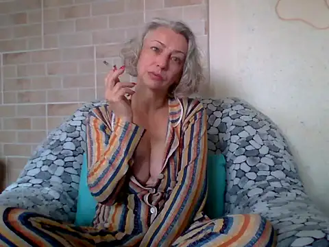 Lorie Carrie online show from 07.11.26