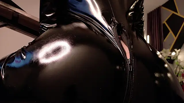 almma shy online show from 02.21.25