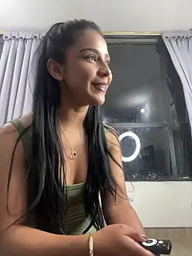 Snapshot of Nikothyna chatting on 02.01.25 Nikothyna online show from 02.01.25