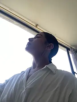 Nikothyna online show from 04.22.26