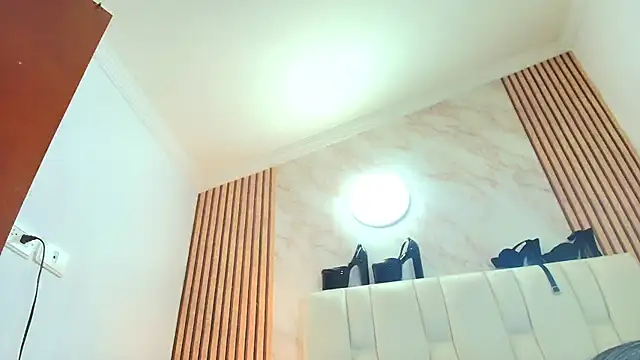 Naughty Kittenm online show from 10.24.25