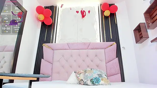 laurem-paulette online show from 02.15.25