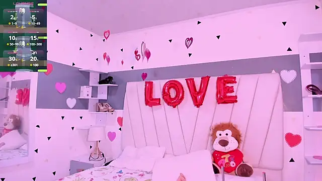 laurem-paulette online show from 03.02.25