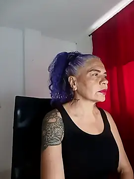 freyadevil333 online show from 11.13.25