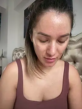 HotXMom online show from 06.15.26