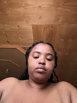 Linahlove online show from 02.20.25