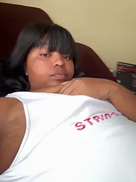 Linahlove online show from 10.11.25