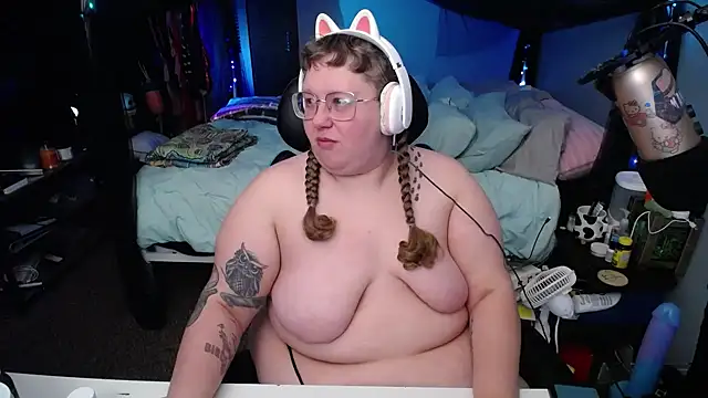 FatVeronica online show from 02.20.25