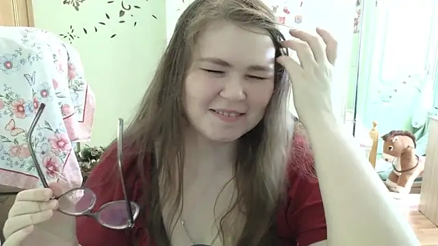 LucyZeph online show from 08.05.26