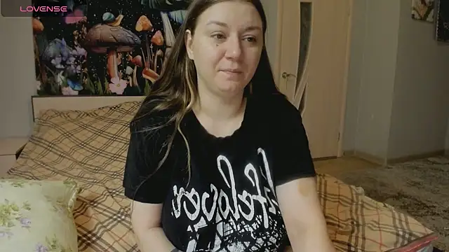 AlisaBacker online show from 10.30.25