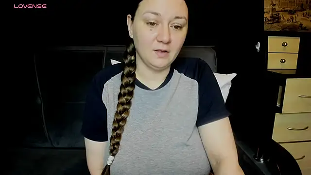 AlisaBacker online show from 05.31.26
