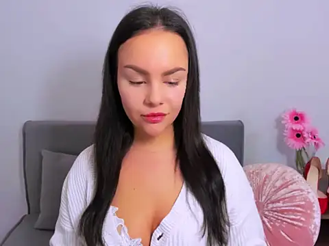 Snapshot of KendalNew chatting on 02.03.25 KendalNew online show from 02.03.25