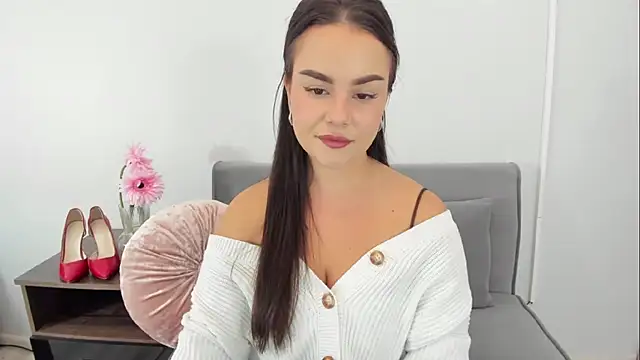 Snapshot of KendalNew chatting on 09.16.25 KendalNew online show from 09.16.25