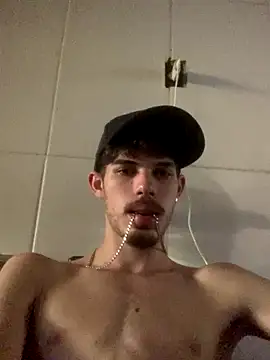 Snapshot of jaozinMg chatting on 11.06.25 jaozinMg online show from 11.06.25