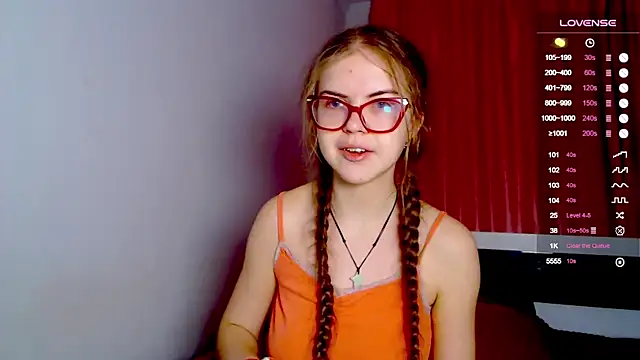 Snapshot of Sarah_HS chatting on 01.16.25 Sarah HS online show from 01.16.25